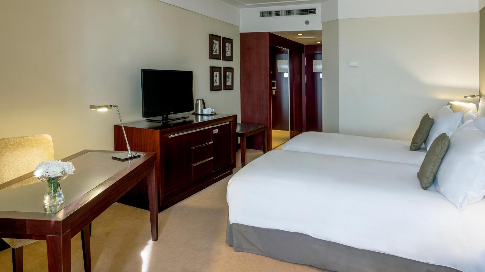 Crowne Plaza By Ihg Hotel Oporto