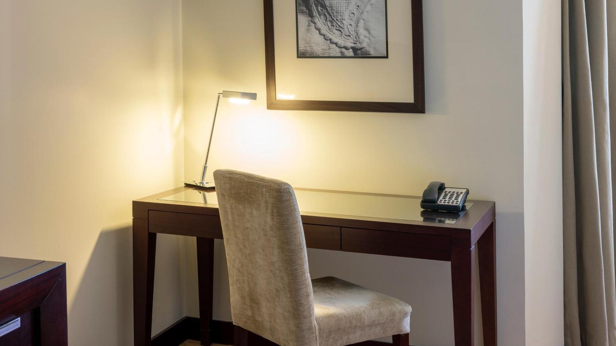 Crowne Plaza By Ihg 5* Oporto