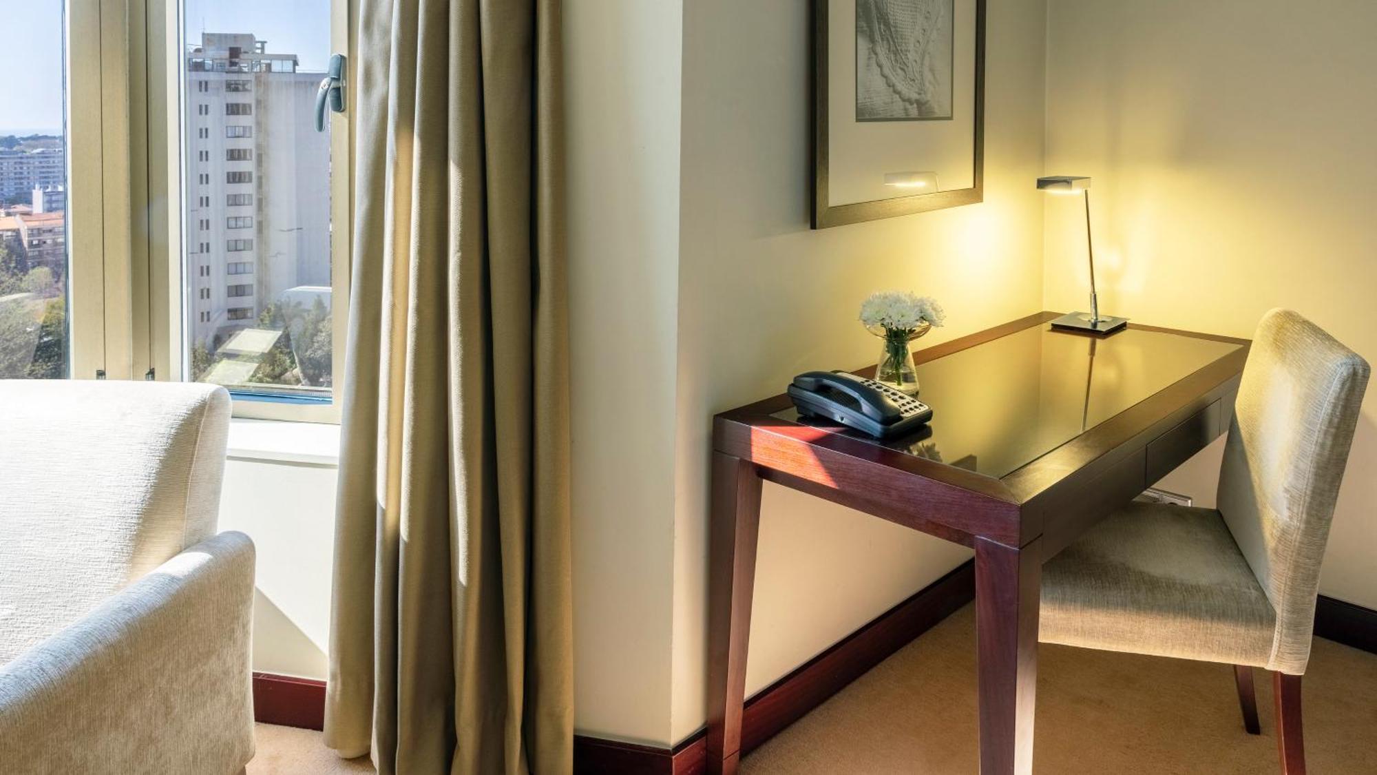 Crowne Plaza By Ihg Hotel Oporto